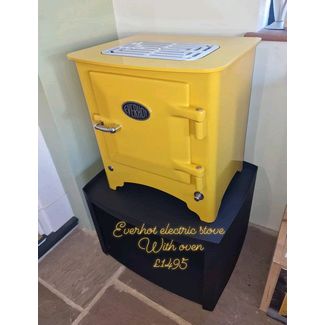 Everhot electric stove in Mustard Yellow with oven