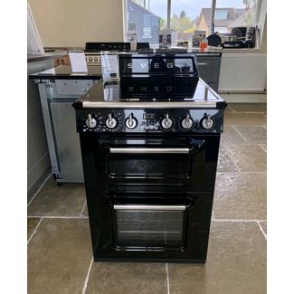 Smeg Victoria 60cm Induction Cooker In Black